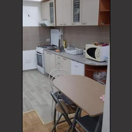 East Gate Apartment Studio Skopje Esterno foto